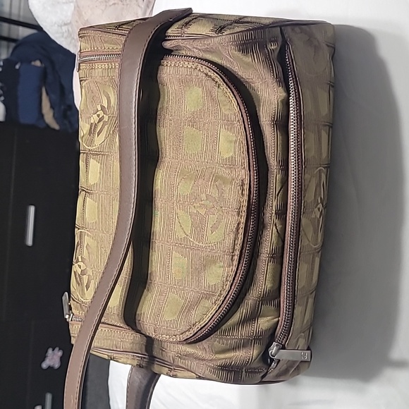 CHANEL Travel Line Vanity bag - Picture 2 of 11